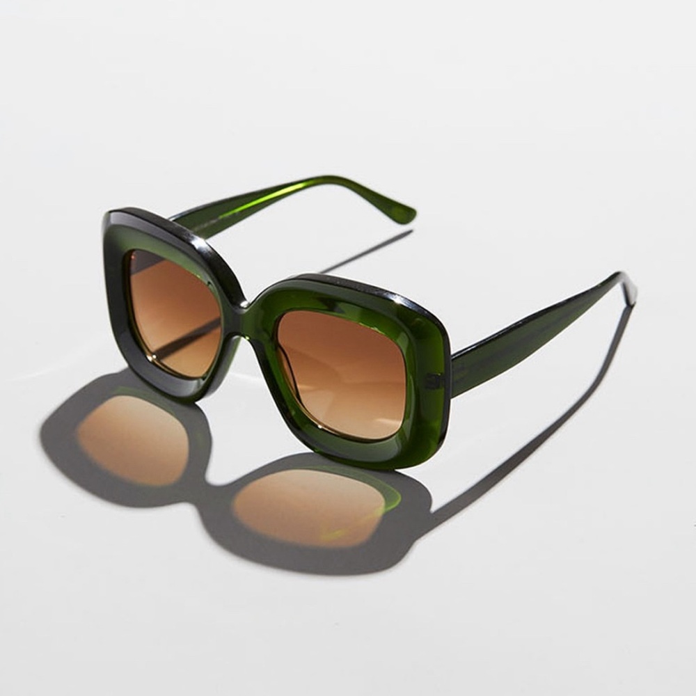 Bailey Nelson Monica Sunglasses in Bottled Green